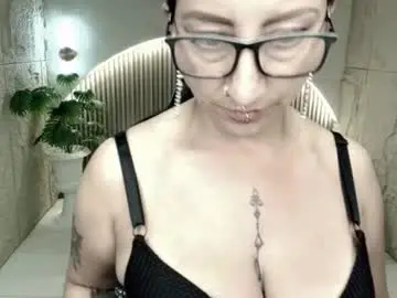 Chaturbate Adult Video Chat of britney_sub