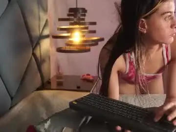 Chaturbate Adult Video Chat of ammy_durand
