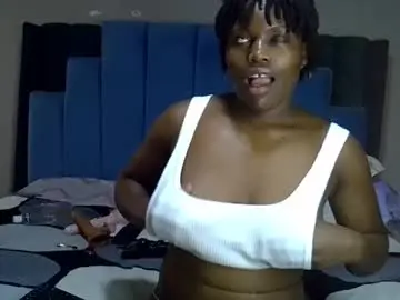 Chaturbate Live Sex Cam of melanin_moon