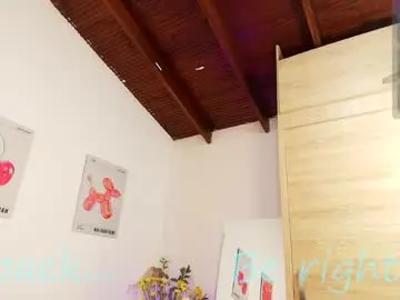 Chaturbate Nude Webcam of emma__brown__