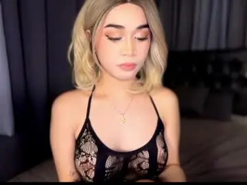 Chaturbate Live Sex Cam of expensivets_chloe