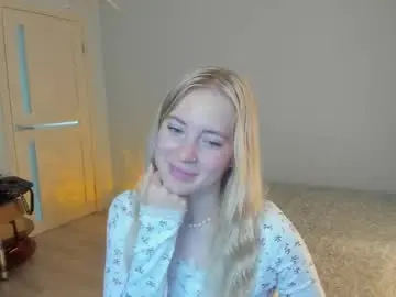 Chaturbate Live Sex Cam of e___lisa