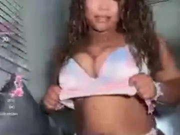Chaturbate Sex Cam of yourmommysilk