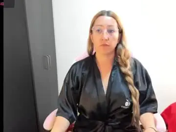 Chaturbate Sex Cam of hottychrystal