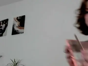 Chaturbate Free Porn Cam of imogensy