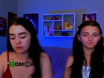 Chaturbate Adult Video Chat of caroline_honeyy
