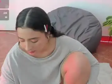 Chaturbate Adult Video Chat of danay_01