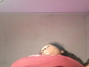 Chaturbate Sex Chat of eirondra_valeen