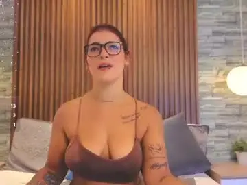 Chaturbate Live Sex of mia_milf_x