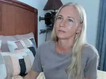 Chaturbate Sex Cam of christine_35