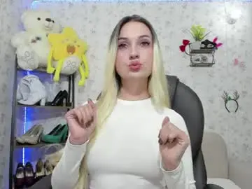 Chaturbate Nude Webcam of isablonde1