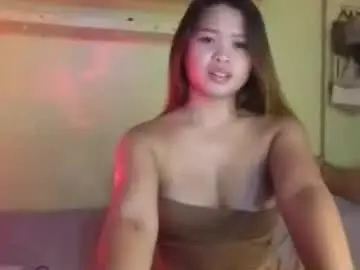 Chaturbate Live Sex Cam of ur_cristal