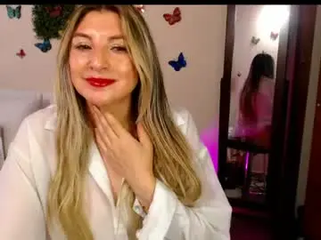 Chaturbate Live Sex Cam of jolie_mature_
