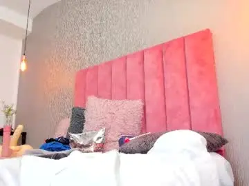 Chaturbate Free Porn Cam of emilyparker__