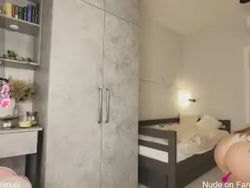 Chaturbate Live Porn of jessiexxi