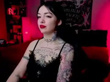 Chaturbate Live Sex Cam of magic_alie