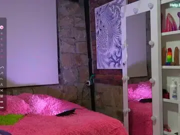 Chaturbate Sex Cam of kikilepetite