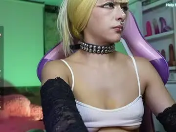 Chaturbate Free Porn Cam of kikilepetite