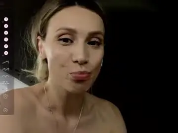 Chaturbate Best Webcam of alicewonders_