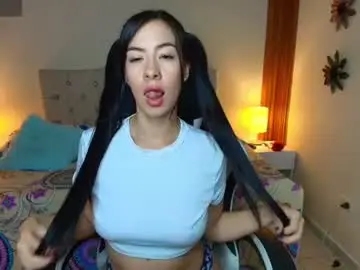 Chaturbate Live Sex Cam of emiily_skinny