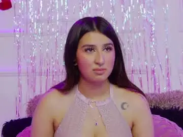 Chaturbate Live Sex of shannonbannks