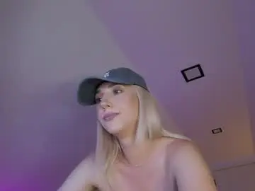 Chaturbate Adult Video Chat of allayah