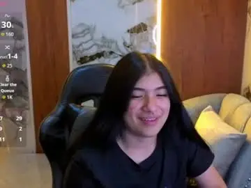 Chaturbate Live Sex Cam of alesia_v