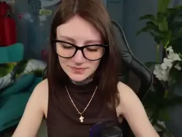 Chaturbate Sex Cam of esterhernandes