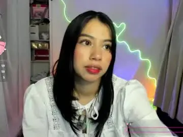 Chaturbate Sex Cam of sol_lunaa23