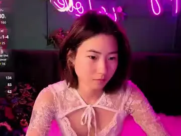 Chaturbate Live Sex Cam of runi_asian
