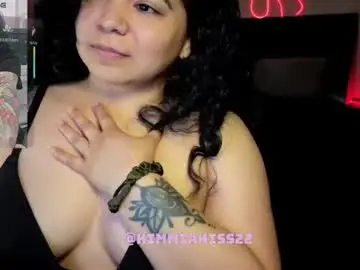 Chaturbate Live Porn of kimmiakiss22