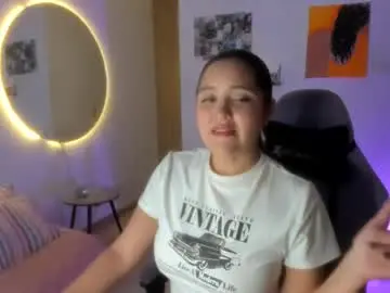 Chaturbate Free Porn Cam of juli_santos_22
