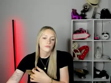 Chaturbate Best live sex cam show of evelynblond