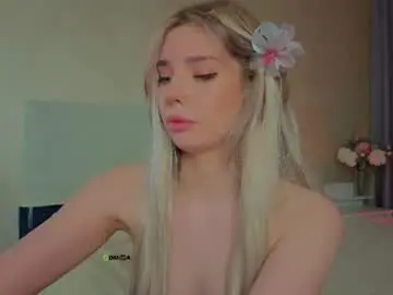 Chaturbate Live Sex Cam of ai__chan