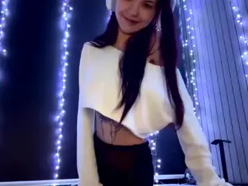 Chaturbate Live Sex Cam of roxiepiurkowski