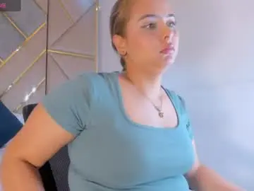 Chaturbate Adult Video Chat of mikaelastonne