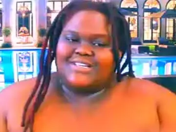 Chaturbate Live Sex Cam of ebonyhotbuns4u2luv