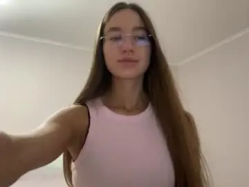 Chaturbate Watch Live Sex Cams of emberfamn