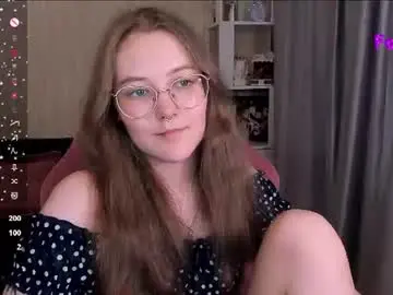 Chaturbate Live Sex Cam of bubble_bunny