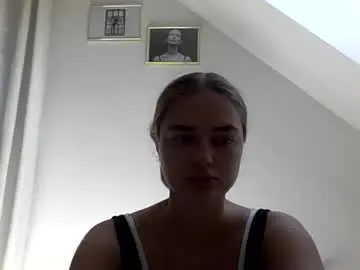 Chaturbate Adult Video Chat of urblondieleah