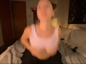 Chaturbate Watch Live Sex Cams of lessya_magic