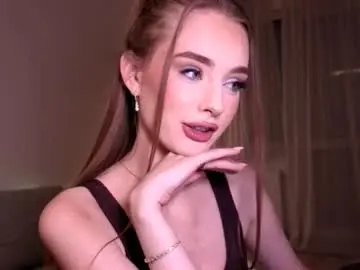Chaturbate Free Porn Cam of petitegonwiild