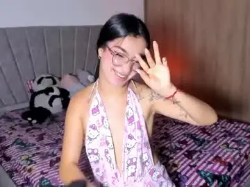 Chaturbate Live Sex Cam of sarah_stone15