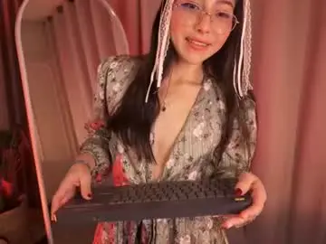 Chaturbate Free Live Porn of charloottee_1