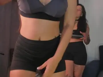 Chaturbate Live Sex Cam of mishelkrave_
