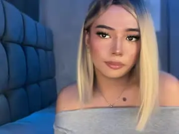 Chaturbate Nude Webcam of trexie_fucks15