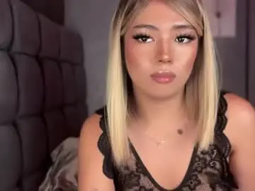 Chaturbate Nude Webcam of trexie_fucks15