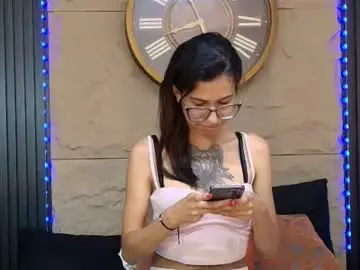 Chaturbate Best live sex cam show of emily_loperaa