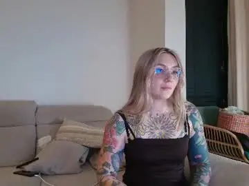 Chaturbate Adult Webcams of tattoobbgirl