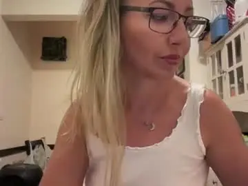 Chaturbate Free Live Porn of moonieblu